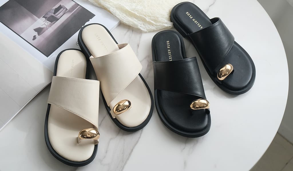 【2026年春夏最新】足元から旬を纏う。今すぐチェックしたい最新トレンドサンダル図鑑