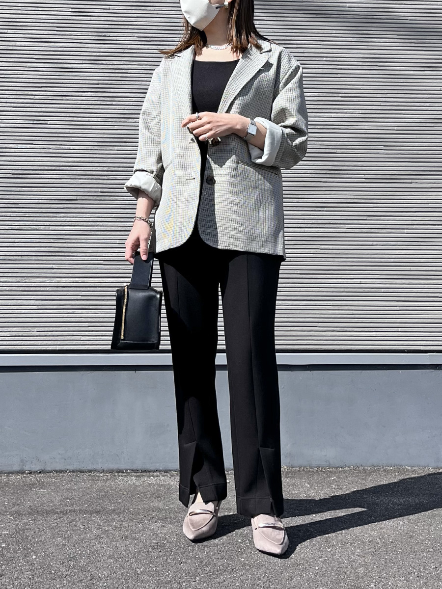 メタリックラインポインテッドトゥローファーパンプス レディース