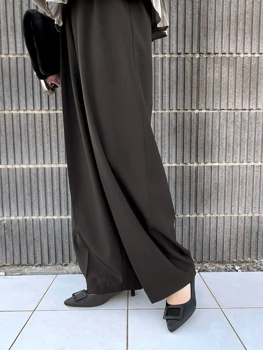 バックルモチーフ ポインテッドトゥ パンプス レディース