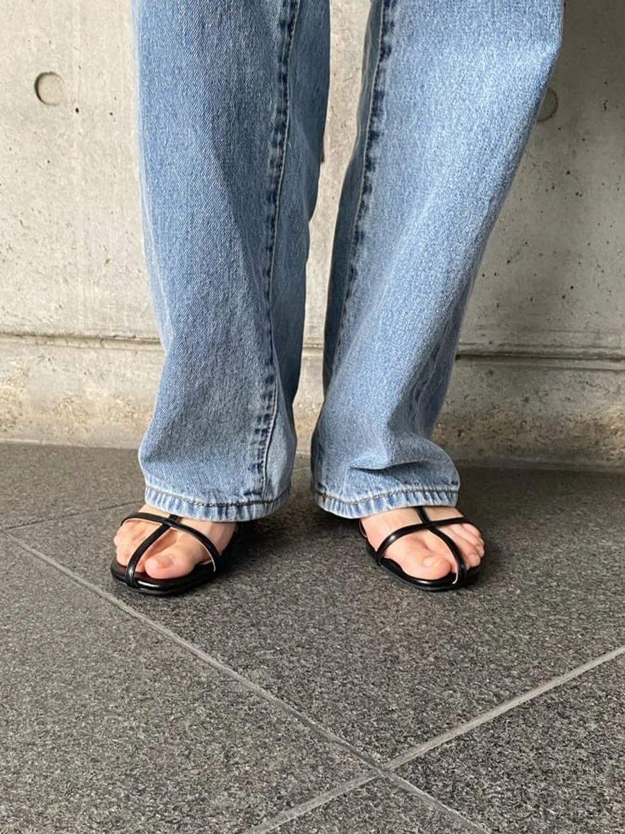 キトゥンヒール ストラップ サンダル レディース