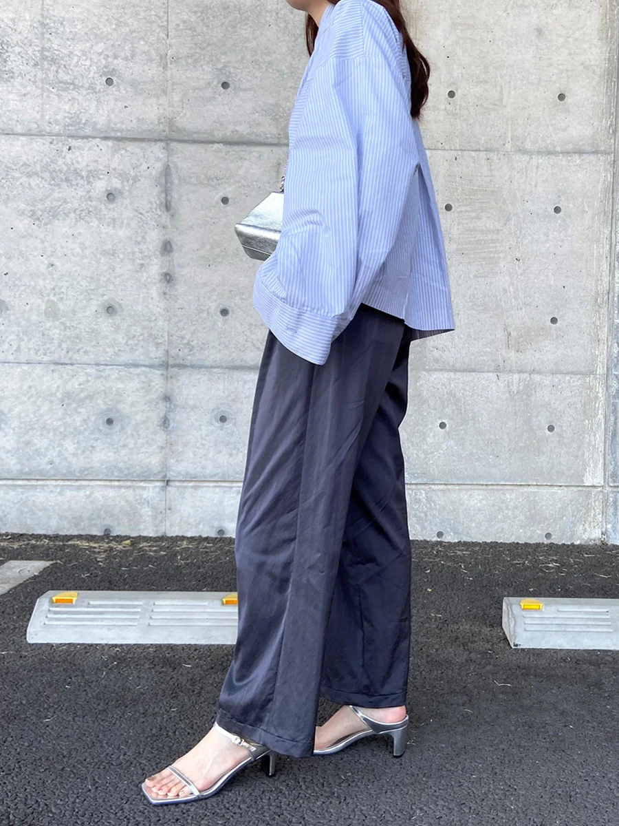 セットバックヒール スクエアトゥ サンダル レディース
